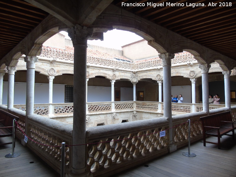 Casa de las Conchas - Casa de las Conchas. Galera alta