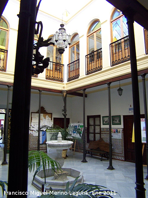 Ayuntamiento de Arjona - Ayuntamiento de Arjona. Patio