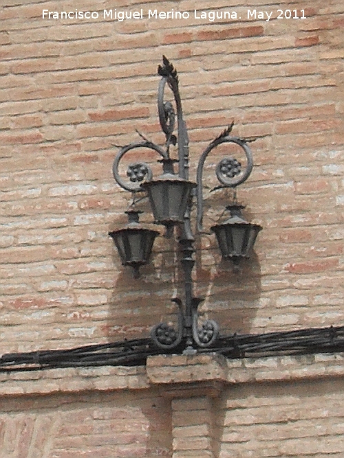 Ermita de la Virgen de la Cabeza - Ermita de la Virgen de la Cabeza. Faroles