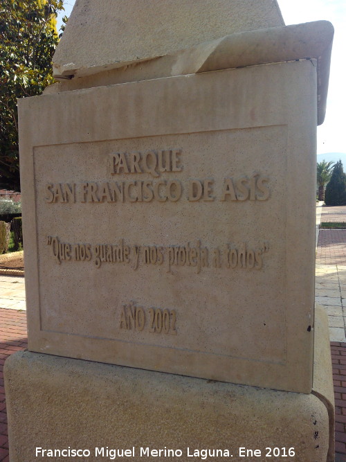 Monumento a San Francisco - Monumento a San Francisco. Inscripcin en relieve