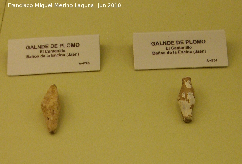 Minas romanas del Centenillo - Minas romanas del Centenillo. Galndes de plomo. Museo Provincial de Jan