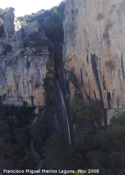 Cascada de Linarejos - Cascada de Linarejos. 