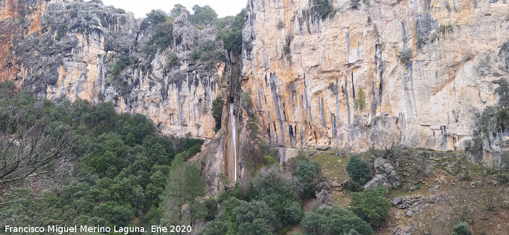 Cascada de Linarejos - Cascada de Linarejos. 