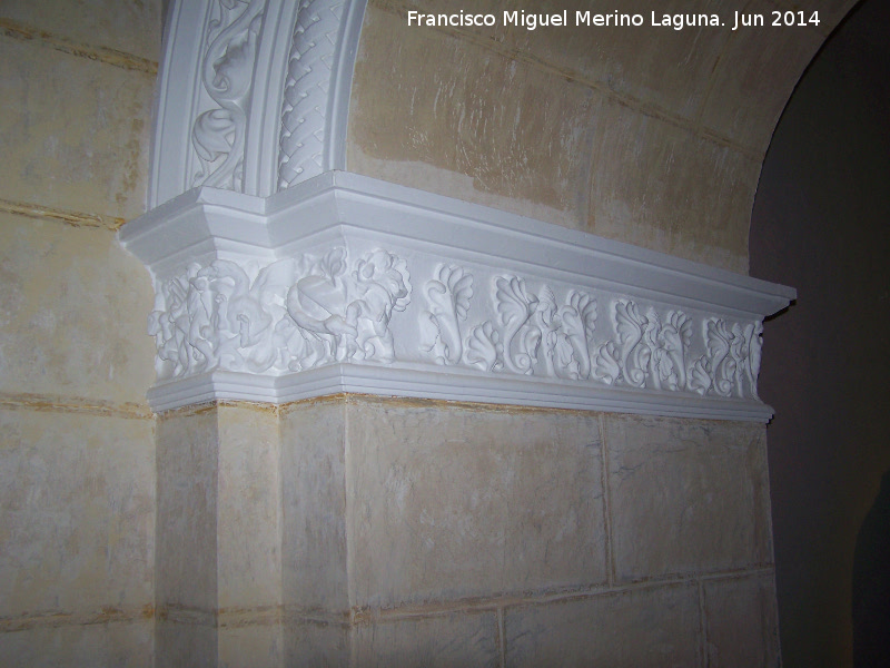 Cripta de los Marqueses de Linares - Cripta de los Marqueses de Linares. Yeseras