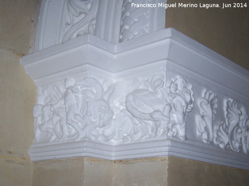 Cripta de los Marqueses de Linares - Cripta de los Marqueses de Linares. Yeseras