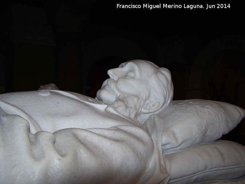 Cripta de los Marqueses de Linares - Cripta de los Marqueses de Linares. Marqus