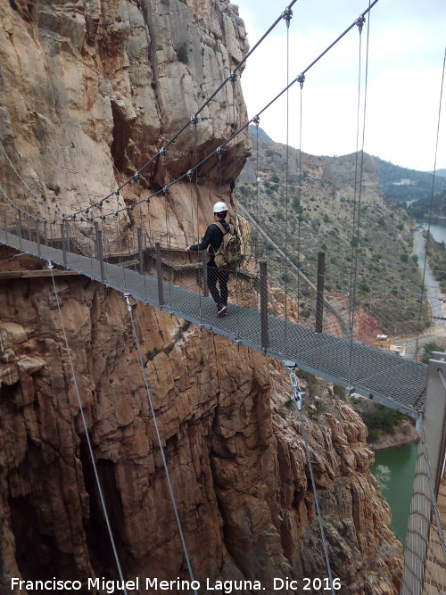 Puente Colgante de los Gaitanes - Puente Colgante de los Gaitanes. 