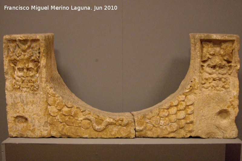 Historia a Mancha Real - Historia a Mancha Real. Friso del siglo I. Museo Arqueológico Provincial de Jaén