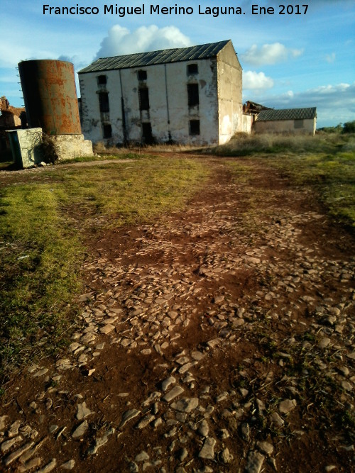 Cortijo de los Pleitos - Cortijo de los Pleitos. Empedrado