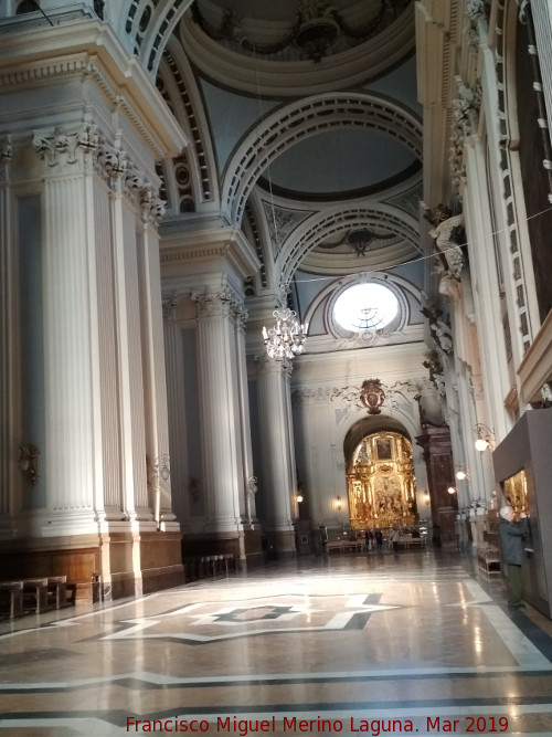 Catedral-Baslica del Pilar - Catedral-Baslica del Pilar. Nave