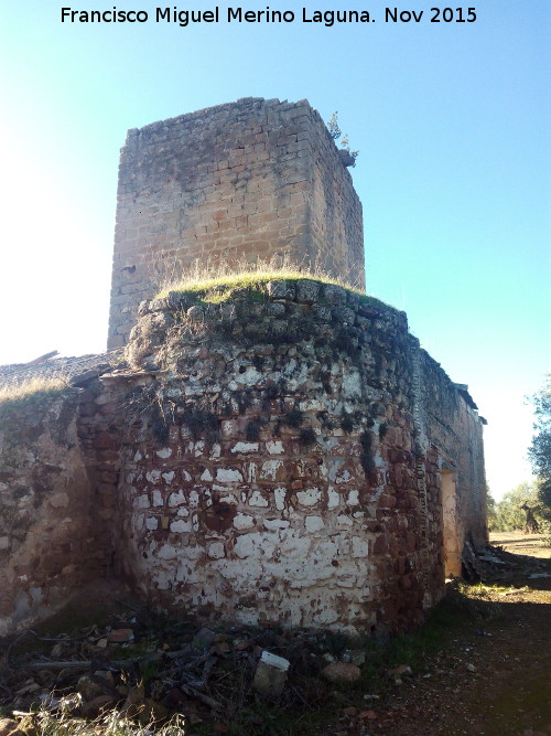 Castillo de la Aragonesa - Castillo de la Aragonesa. Torren circular pequeo