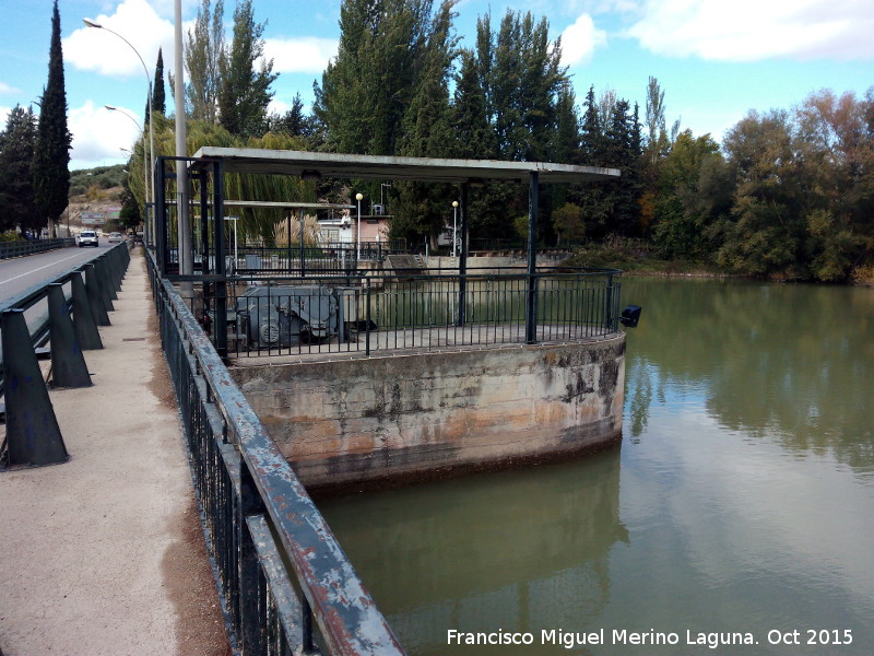 Pantano Puente de la Cerrada - Pantano Puente de la Cerrada. Presa