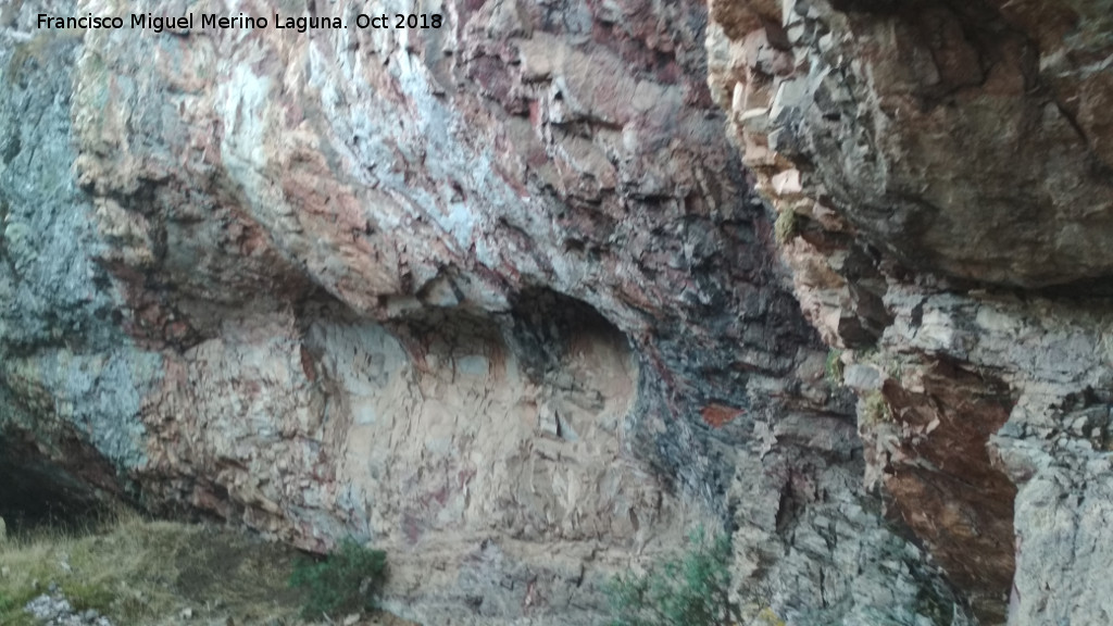 Pinturas rupestres del Barranco de la Niebla - Pinturas rupestres del Barranco de la Niebla. Hornacinas