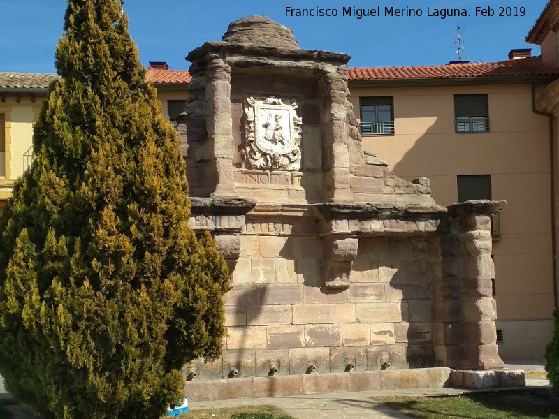 Fuente de los Ocho Caos - Fuente de los Ocho Caos. 