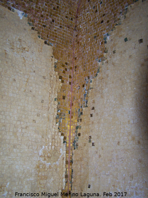 Cripta del Barn Velasco - Cripta del Barn Velasco. Expolio de teselas