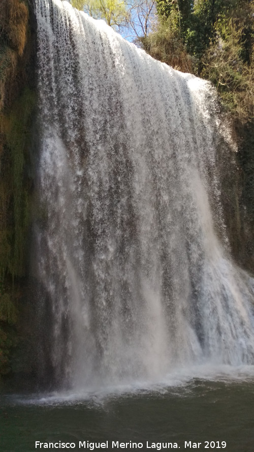 Parque Natural del Monasterio de Piedra. Cascada de la Caprichosa - Parque Natural del Monasterio de Piedra. Cascada de la Caprichosa. 