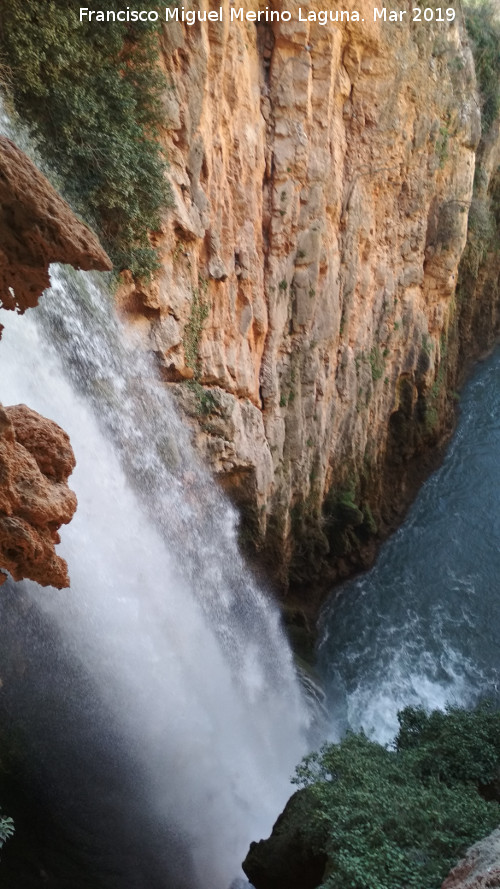 Parque Natural del Monasterio de Piedra. Cascada Cola de Caballo - Parque Natural del Monasterio de Piedra. Cascada Cola de Caballo. Parte alta