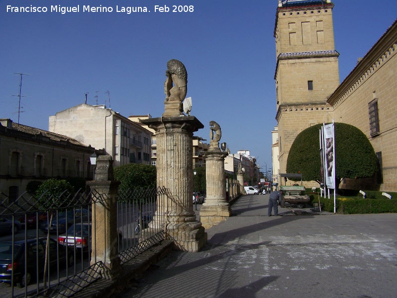 Hospital de Santiago. Lonja - Hospital de Santiago. Lonja. 