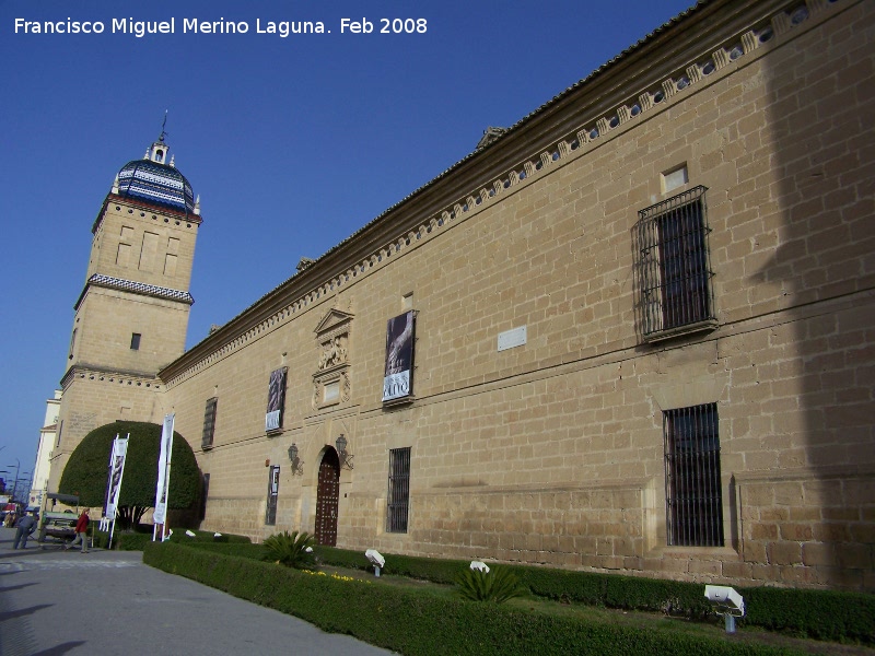 Hospital de Santiago. Fachada - Hospital de Santiago. Fachada. 