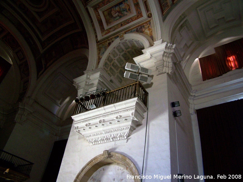 Hospital de Santiago. Capilla - Hospital de Santiago. Capilla. Balcn interno