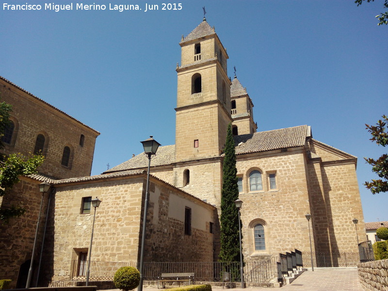 Hospital de Santiago. Capilla - Hospital de Santiago. Capilla. Desde el patio trasero