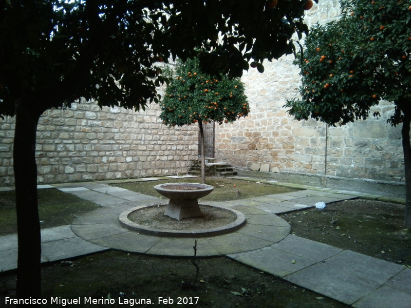 Hospital de Santiago. Patio Pequeo - Hospital de Santiago. Patio Pequeo. 