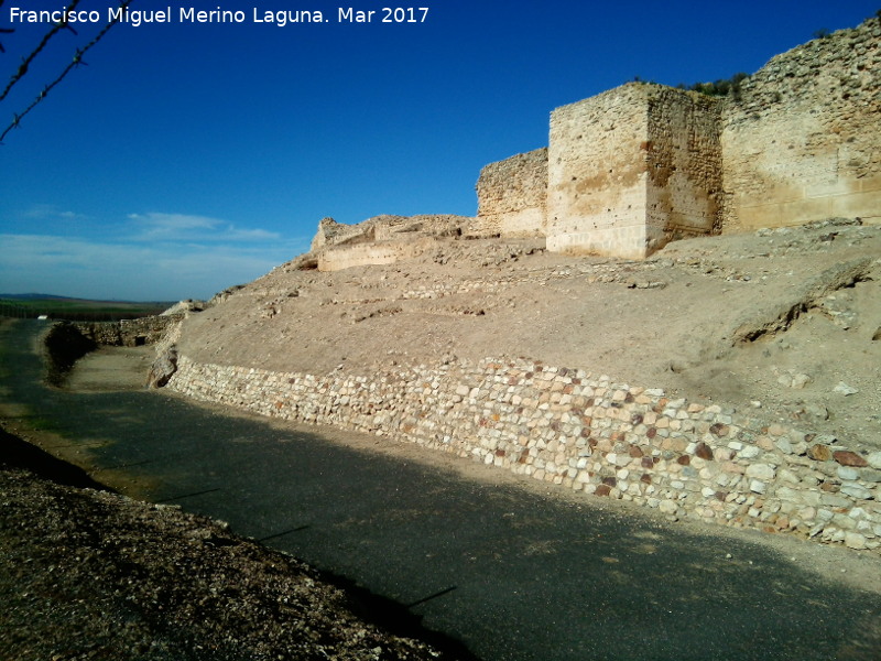 Calatrava la Vieja. Foso - Calatrava la Vieja. Foso. Foso de la medina