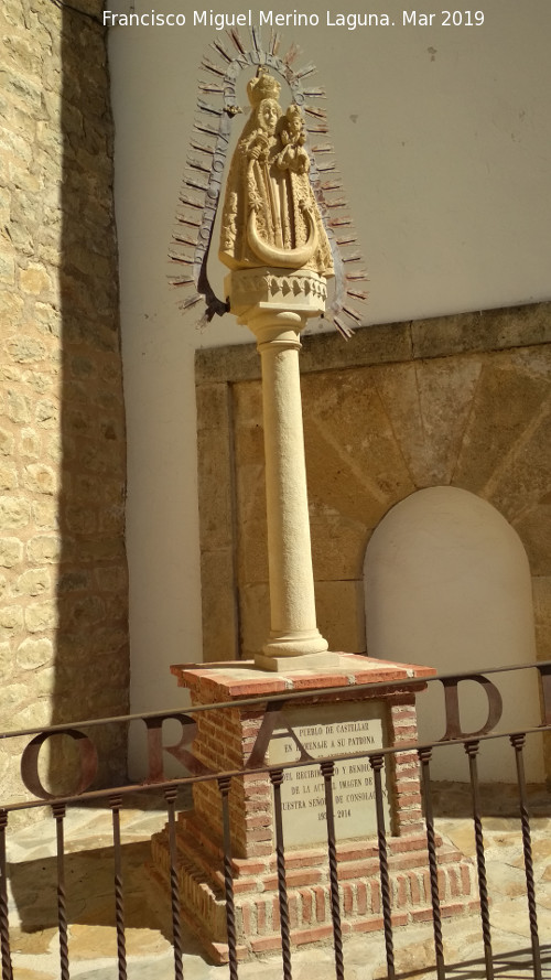 Monumento a la Virgen de la Consolacin - Monumento a la Virgen de la Consolacin. 