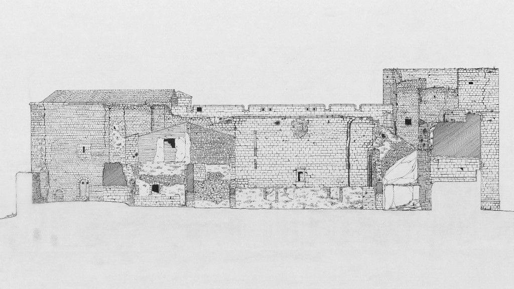 Castillo de Sabiote - Castillo de Sabiote. Plano seccin longitudinal. IPCE 1983