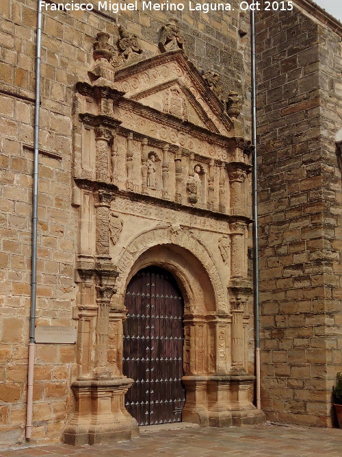 Iglesia de San Pedro - Iglesia de San Pedro. Portada Sur