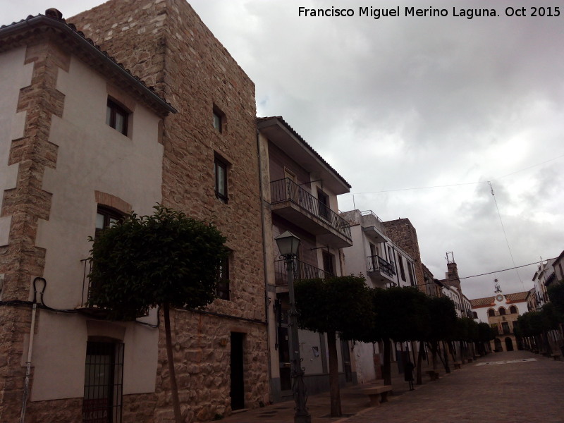 Muralla de Sabiote - Muralla de Sabiote. Torreones del Paseo Gallego Daz