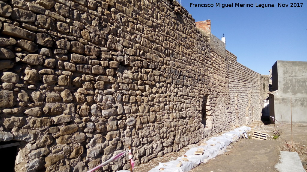 Muralla de Sabiote - Muralla de Sabiote. Lienzo oeste intramuros recuperado