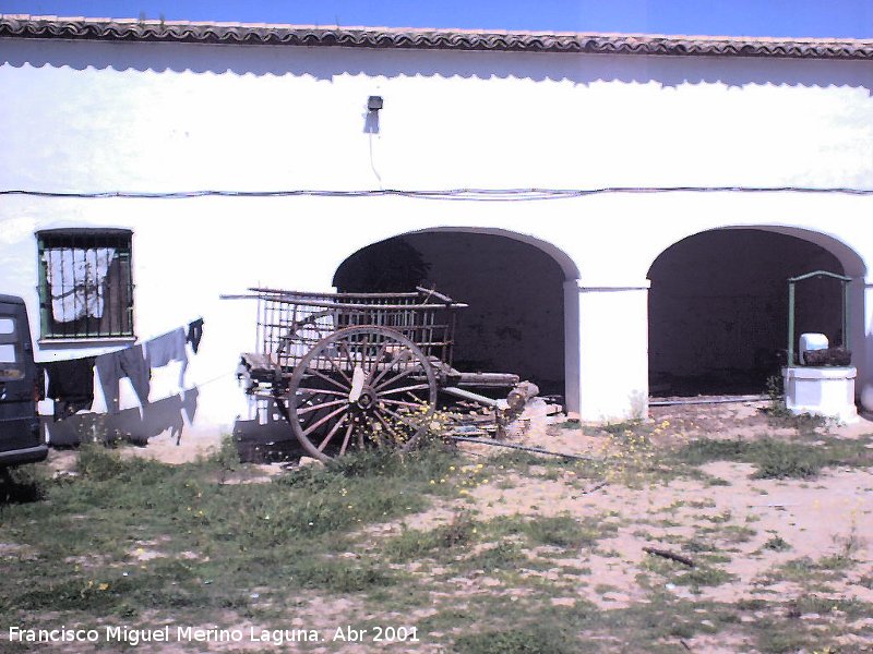 Santuario de Santa Rita - Santuario de Santa Rita. Carro a las puertas en un cortijo