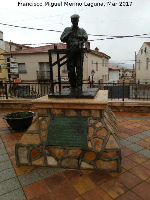 Monumento a Juan Jorge Graubner - Monumento a Juan Jorge Graubner. 