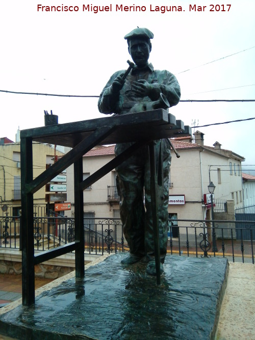 Monumento a Juan Jorge Graubner - Monumento a Juan Jorge Graubner. Estatua