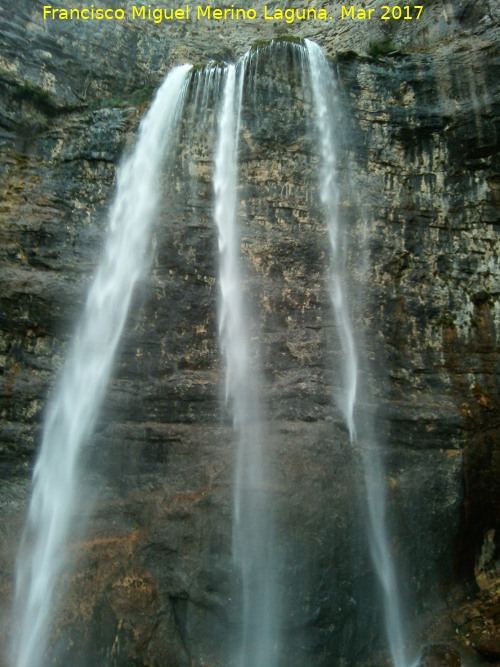 Cascada del Ro Mundo - Cascada del Ro Mundo. 