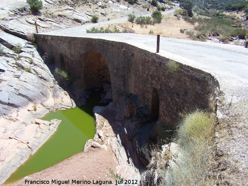 Puente romano del Montizn - Puente romano del Montizn. 