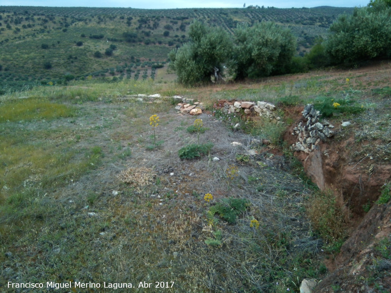 Era de la Atalaya - Era de la Atalaya. Restos de muro de contencin