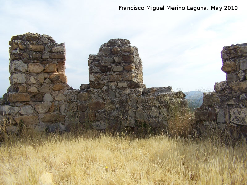 Castillo del Berrueco - Castillo del Berrueco. Almenas del Torren circular derecho