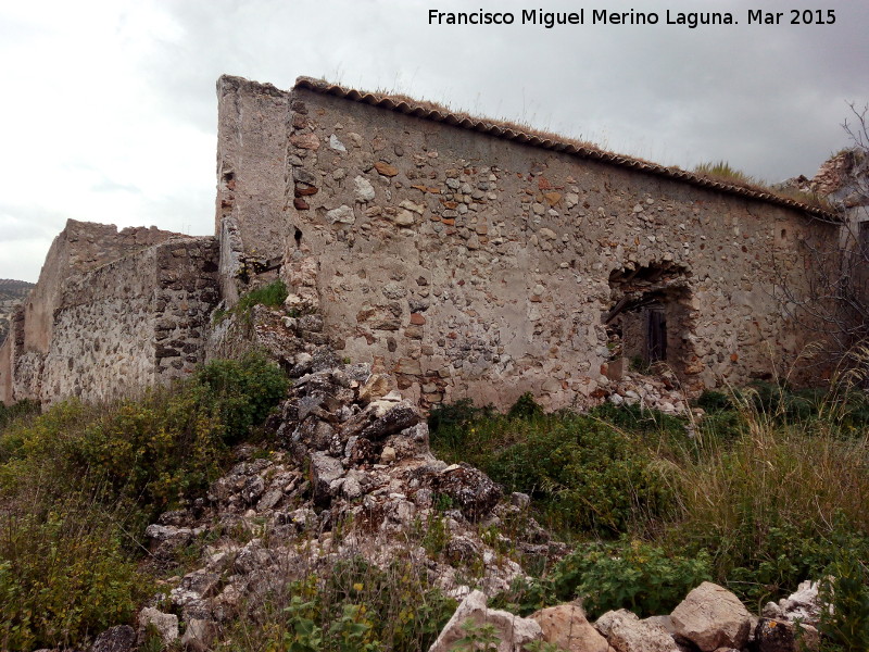 Castillo de la Mua - Castillo de la Mua. Restos de murallas