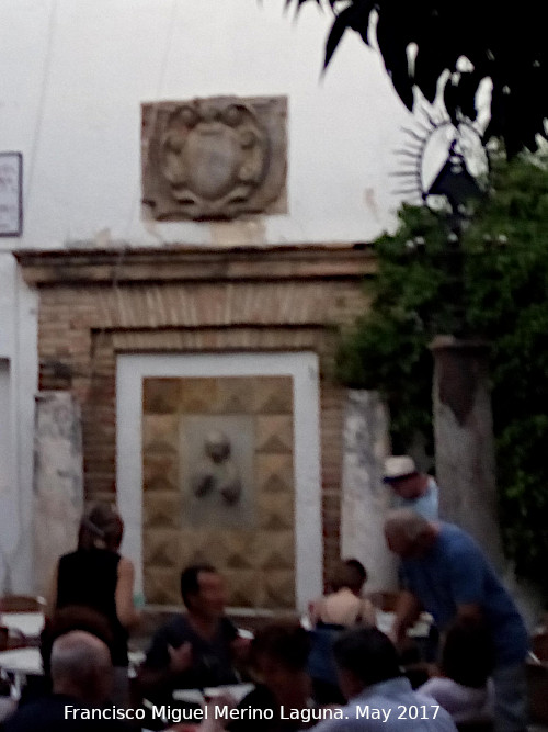 Fuente de la Calle de la Luna - Fuente de la Calle de la Luna. 