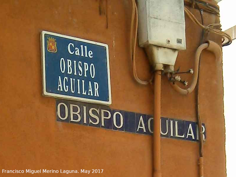 Calle Obispo Aguilar - Calle Obispo Aguilar. Placa y azulejos