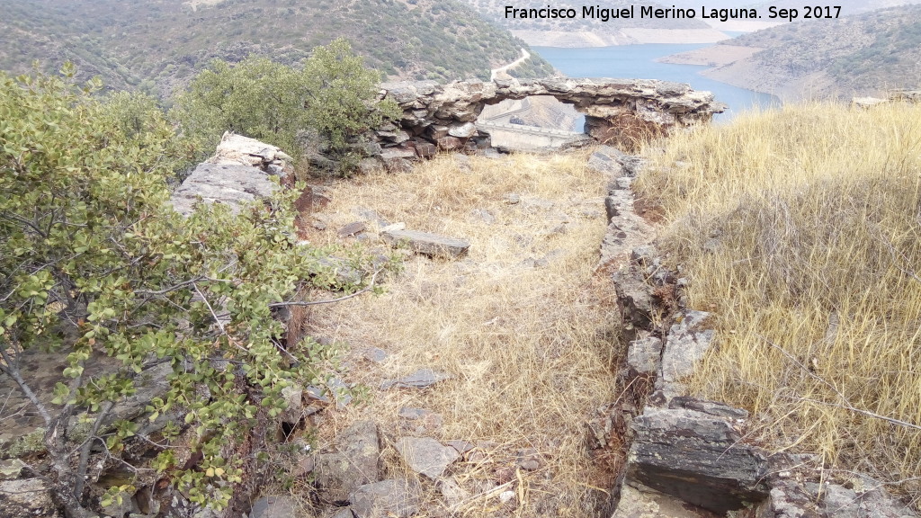 Trincheras del Cerro del Poblado de Confederacin - Trincheras del Cerro del Poblado de Confederacin. Puesto de tiro