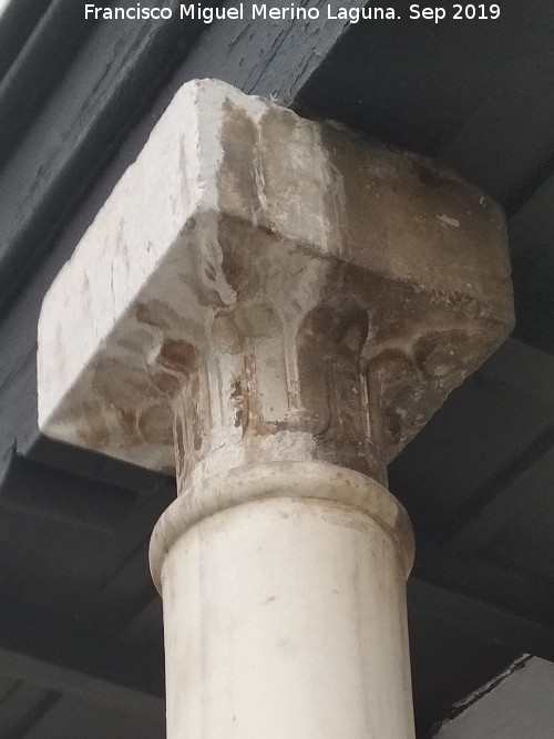 Casa de los Tiros - Casa de los Tiros. Capitel