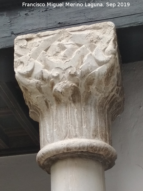 Casa de los Tiros - Casa de los Tiros. Capitel