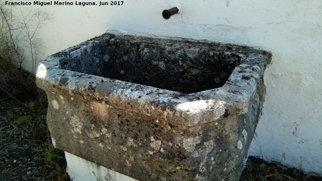 Fuente de Cazalla - Fuente de Cazalla. Pileta de la izquierda
