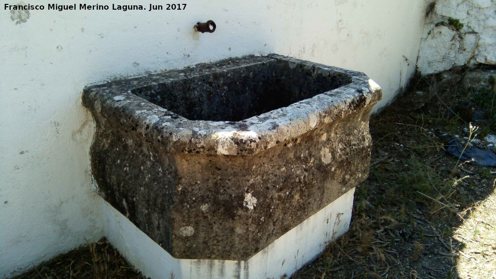 Fuente de Cazalla - Fuente de Cazalla. Pileta de la derecha