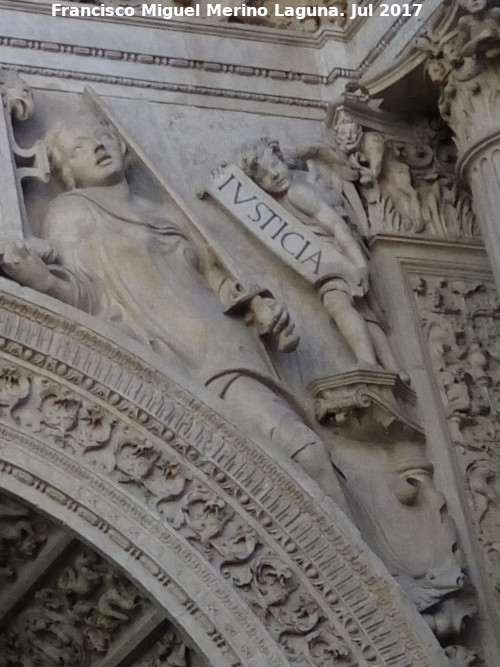 Catedral de Granada. Puerta del Perdn - Catedral de Granada. Puerta del Perdn. La Justicia