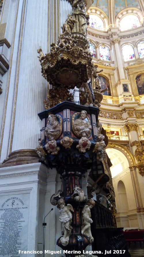 Catedral de Granada. Capilla Mayor - Catedral de Granada. Capilla Mayor. Plpito