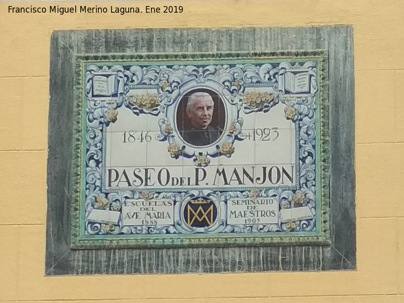 Casa del Paseo del Padre Manjn n 4 - Casa del Paseo del Padre Manjn n 4. Placa